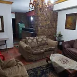 Al Moayad Apartment Near To Genina Mall, Abbas Al Akkad